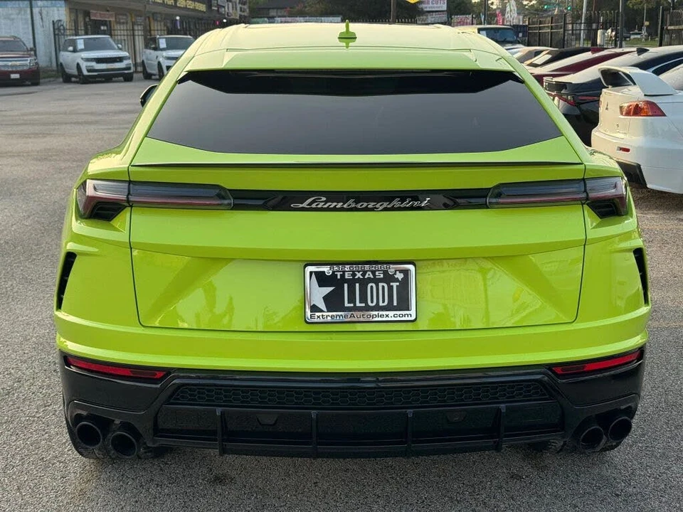 2022 Lamborghini Urus - Image 3 of 31