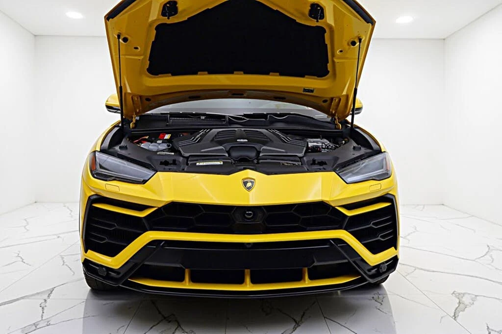 2022 Lamborghini Urus - Image 23 of 31