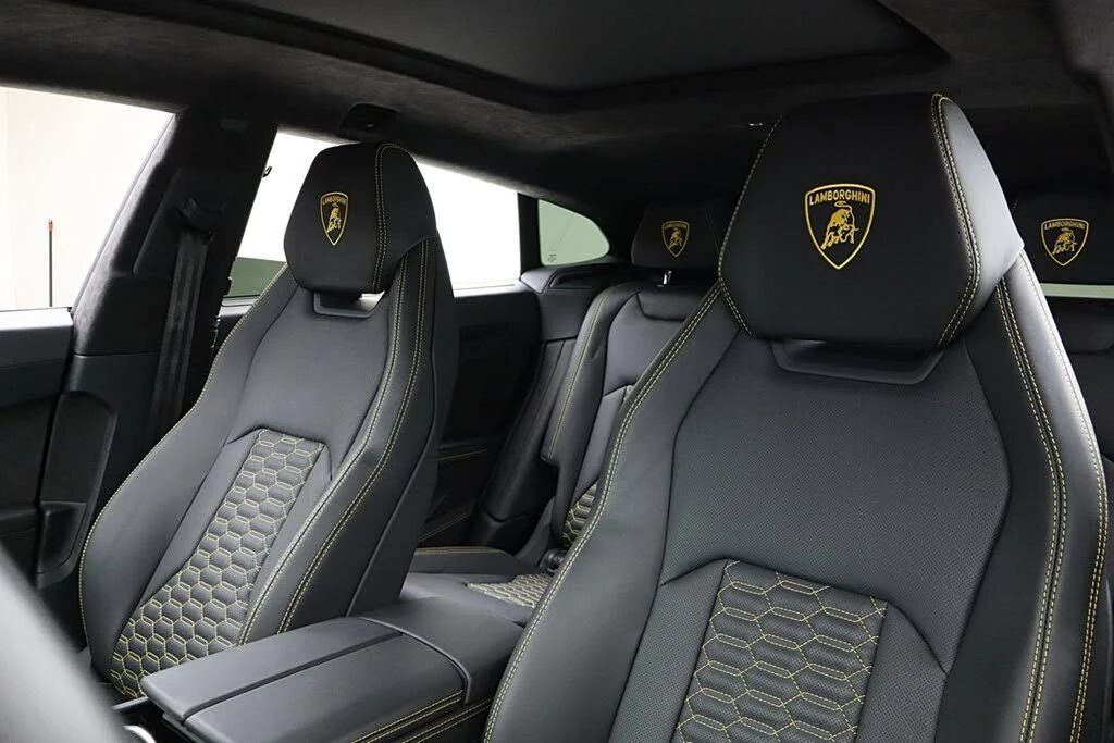 2022 Lamborghini Urus - Image 28 of 31