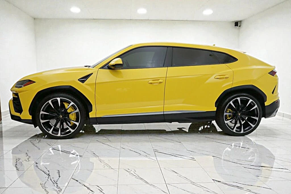 2022 Lamborghini Urus - Image 3 of 31