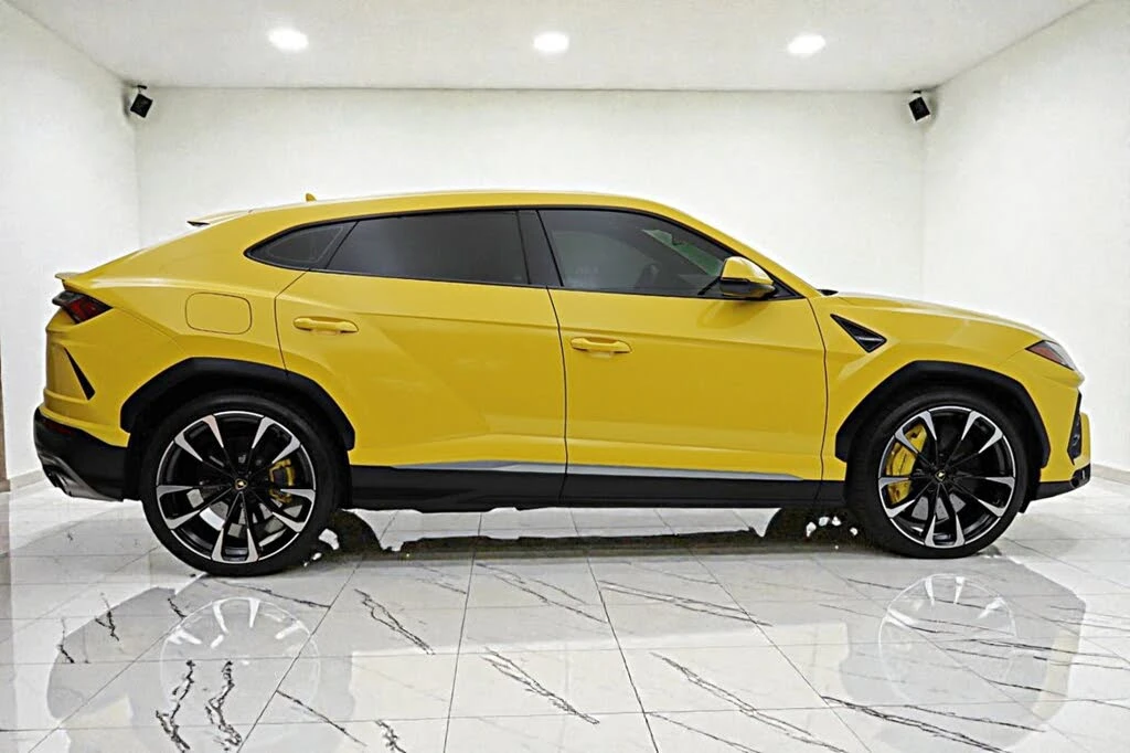 2022 Lamborghini Urus - Image 20 of 31