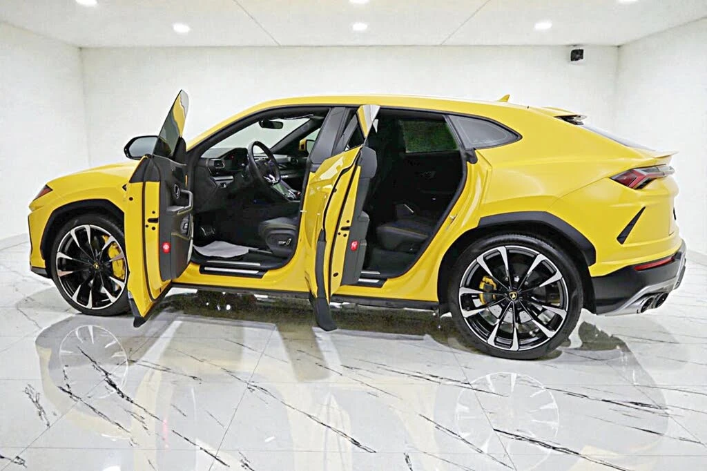 2022 Lamborghini Urus - Image 4 of 31