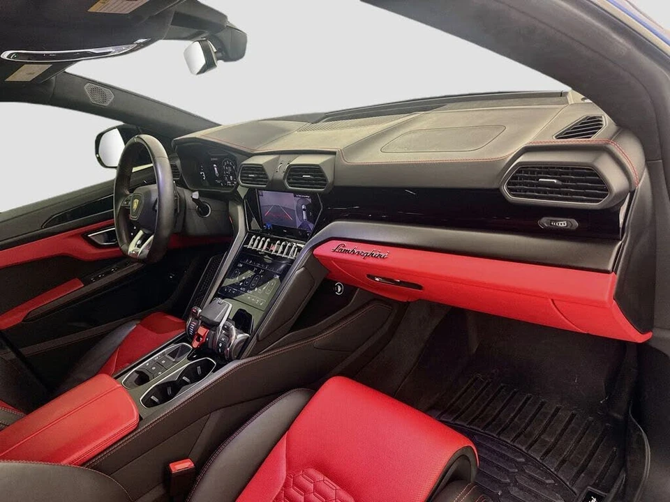 2022 Lamborghini Urus - Image 31 of 31