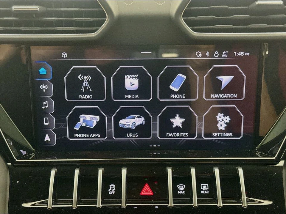 2022 Lamborghini Urus - Image 15 of 31