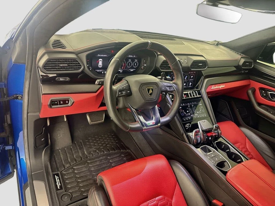 2022 Lamborghini Urus - Image 9 of 31