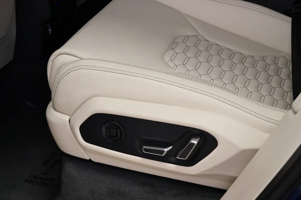 2022 Lamborghini Urus - Image 29 of 31