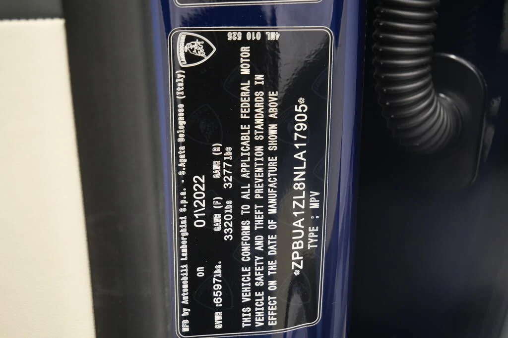 2022 Lamborghini Urus - Image 19 of 31