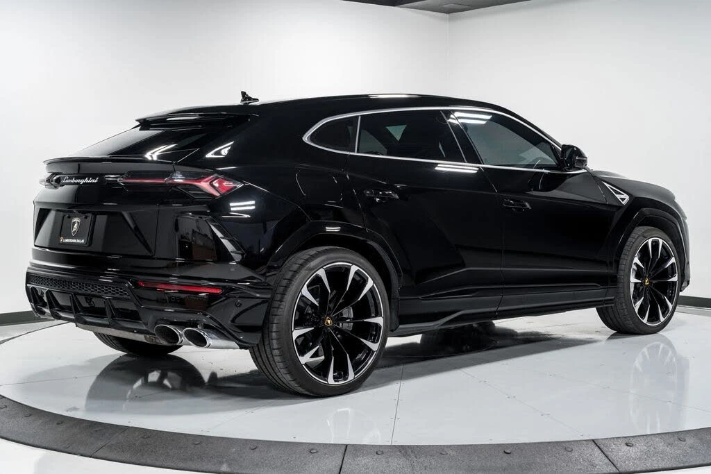 2022 Lamborghini Urus - Image 3 of 31