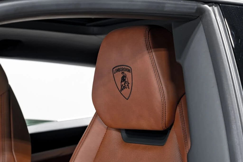 2022 Lamborghini Urus - Image 20 of 31