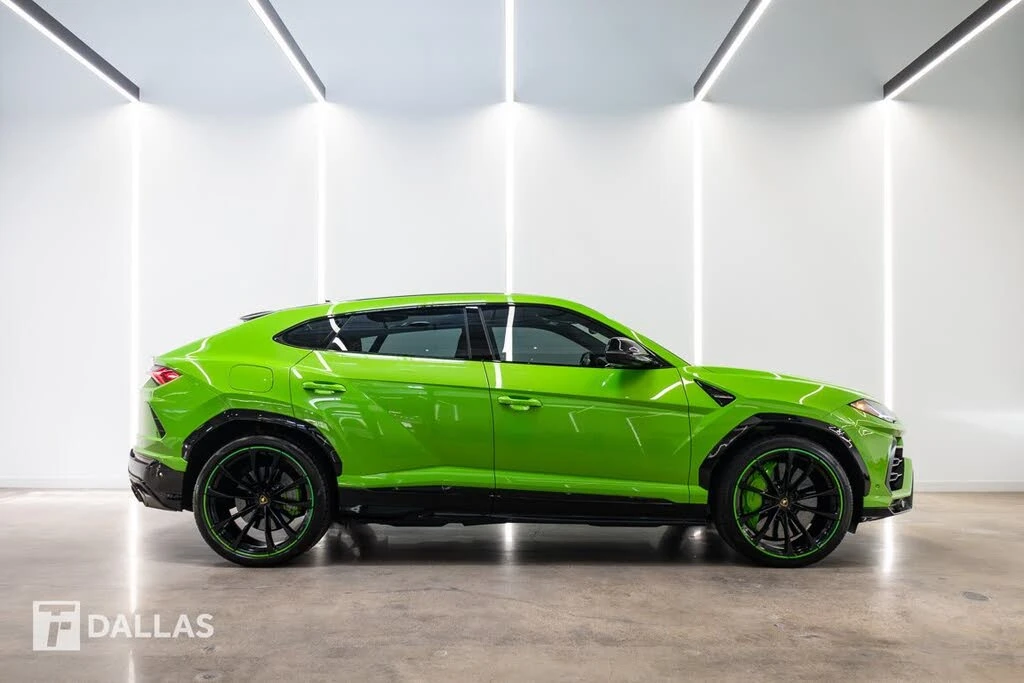 2022 Lamborghini Urus - Image 15 of 31