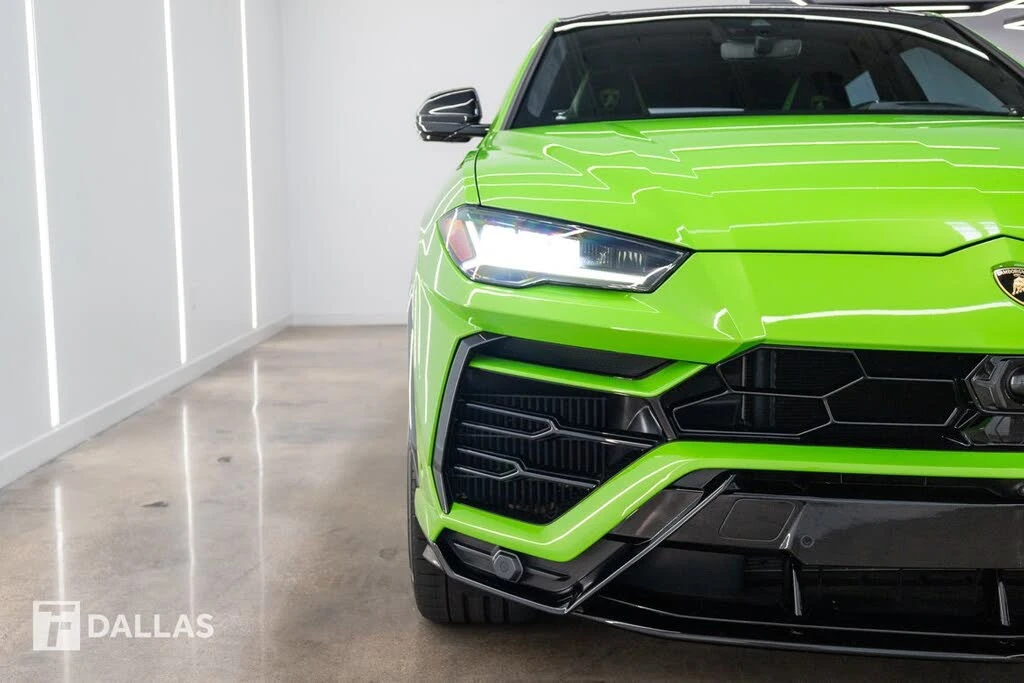 2022 Lamborghini Urus - Image 5 of 31