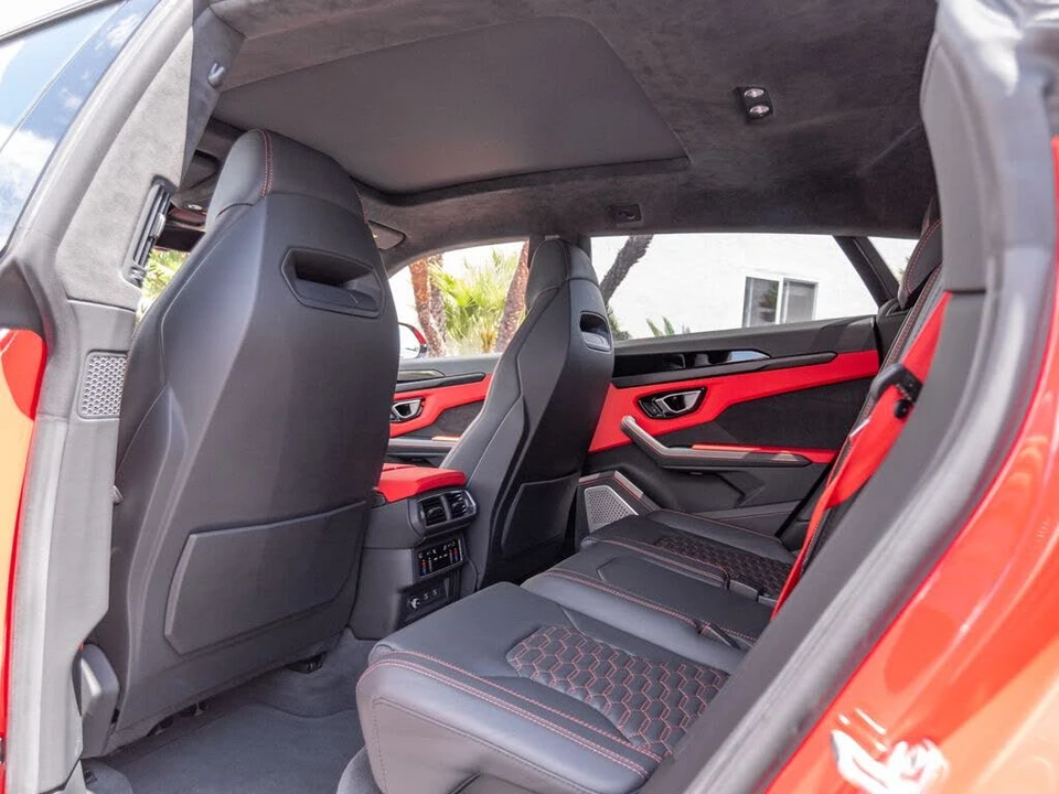 2022 Lamborghini Urus - Image 22 of 31