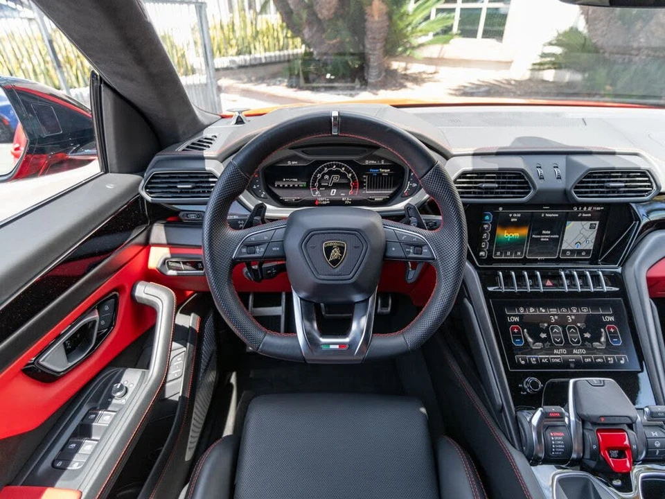 2022 Lamborghini Urus - Image 31 of 31