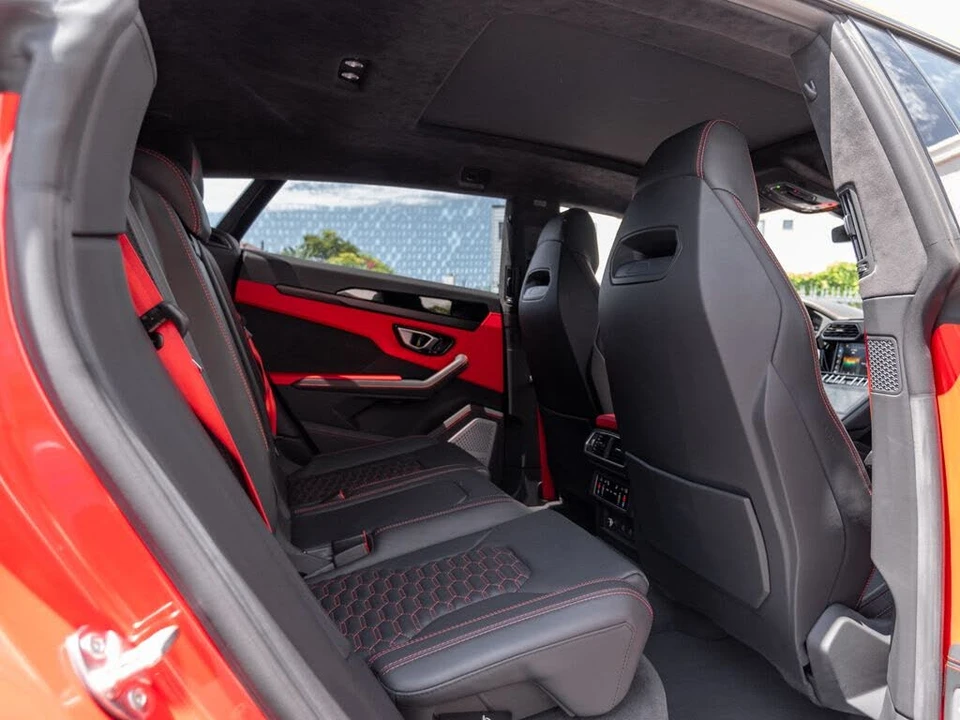 2022 Lamborghini Urus - Image 24 of 31