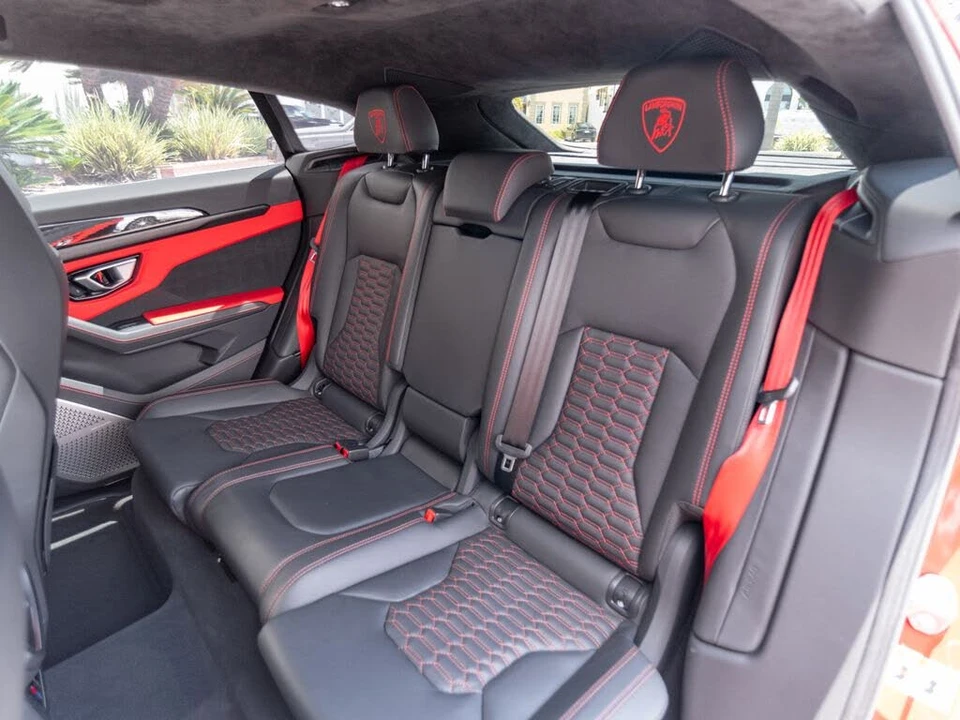 2022 Lamborghini Urus - Image 6 of 31