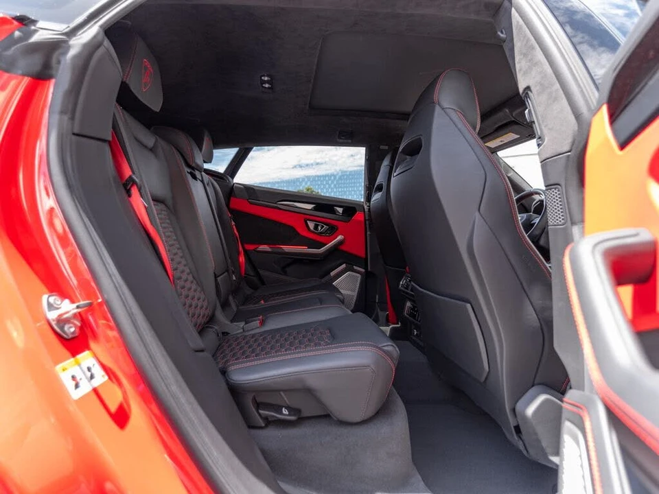 2022 Lamborghini Urus - Image 25 of 31