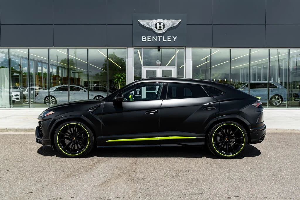 2022 Lamborghini Urus - Image 5 of 31