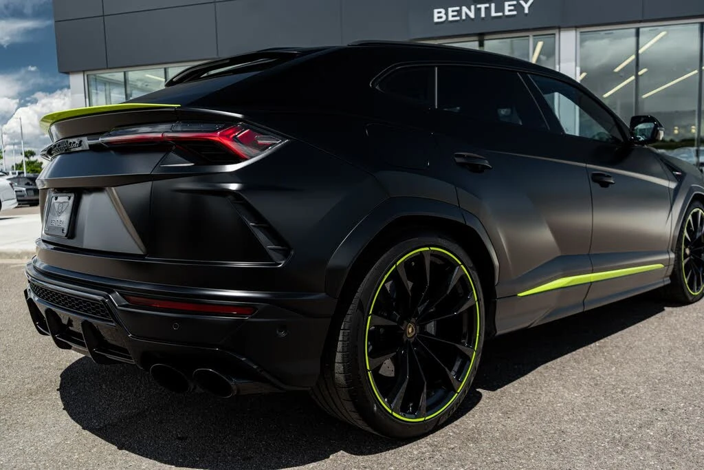 2022 Lamborghini Urus - Image 13 of 31