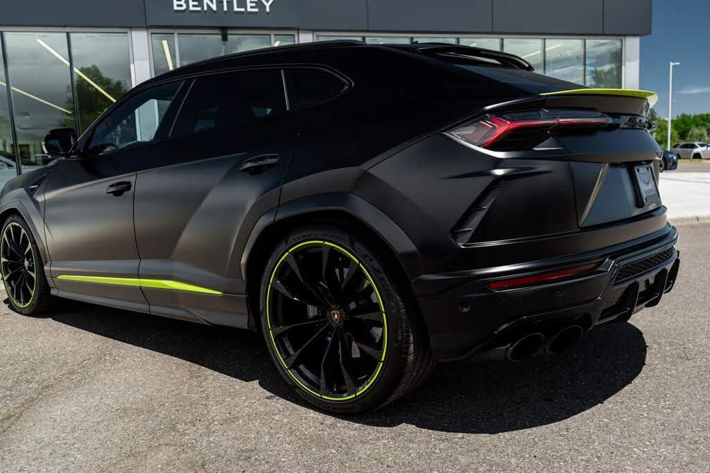 2022 Lamborghini Urus - Image 9 of 31