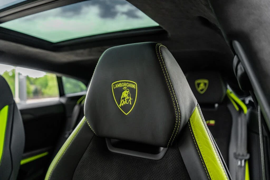 2022 Lamborghini Urus - Image 27 of 31