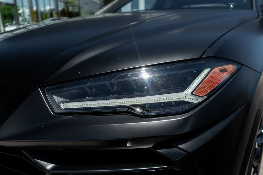 2022 Lamborghini Urus - Image 22 of 31