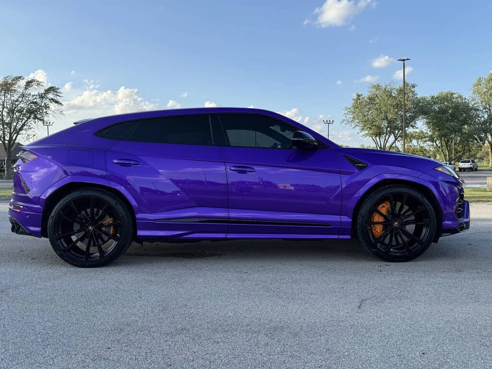 2022 Lamborghini Urus - Image 8 of 31