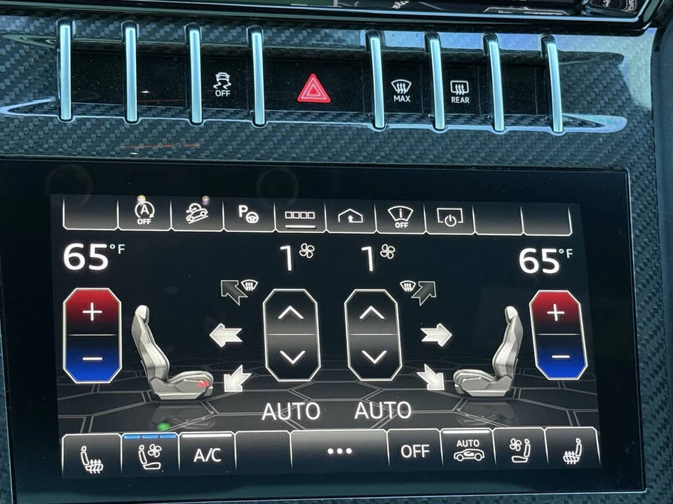 2022 Lamborghini Urus - Image 29 of 31