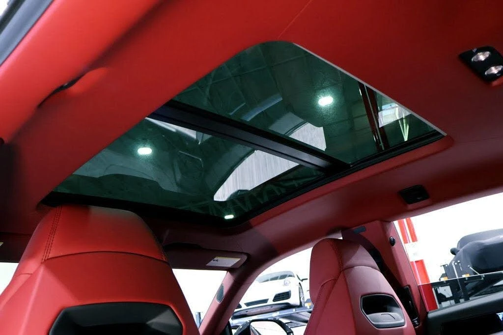 2022 Lamborghini Urus - Image 29 of 31