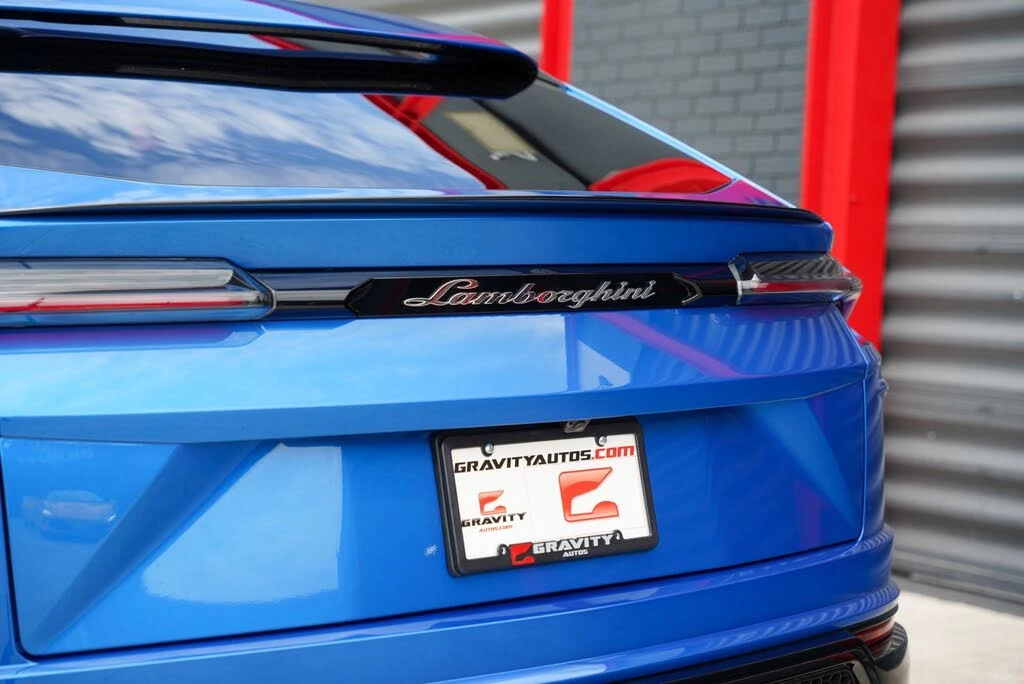 2022 Lamborghini Urus - Image 11 of 31