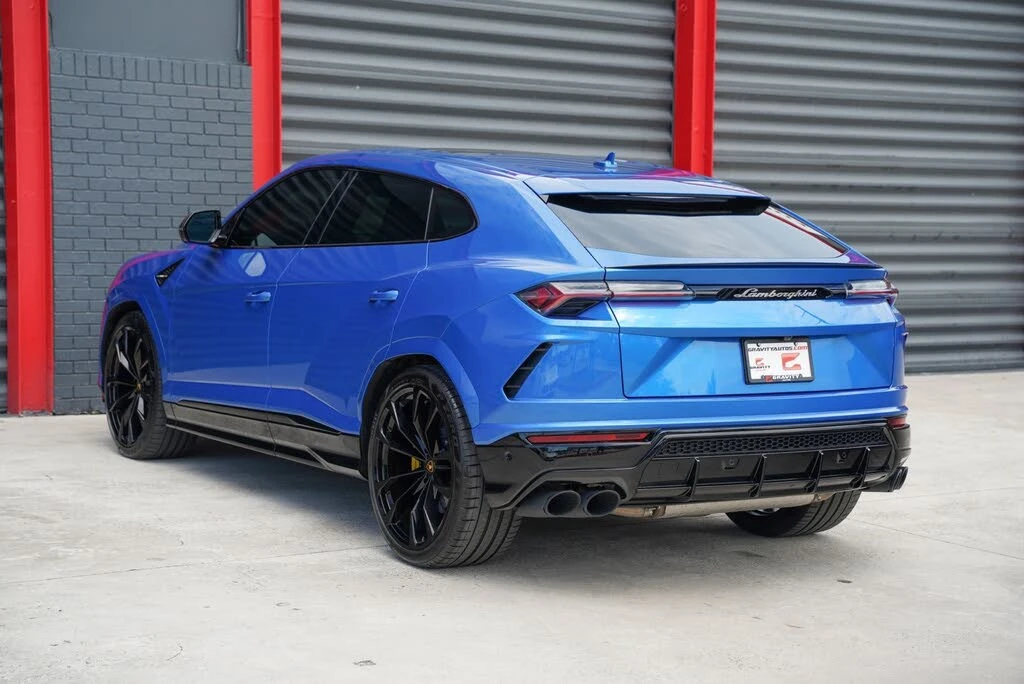 2022 Lamborghini Urus - Image 15 of 31