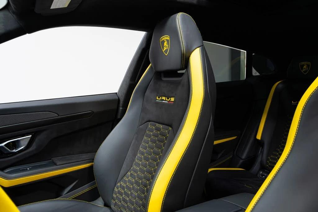 2022 Lamborghini Urus - Image 15 of 31