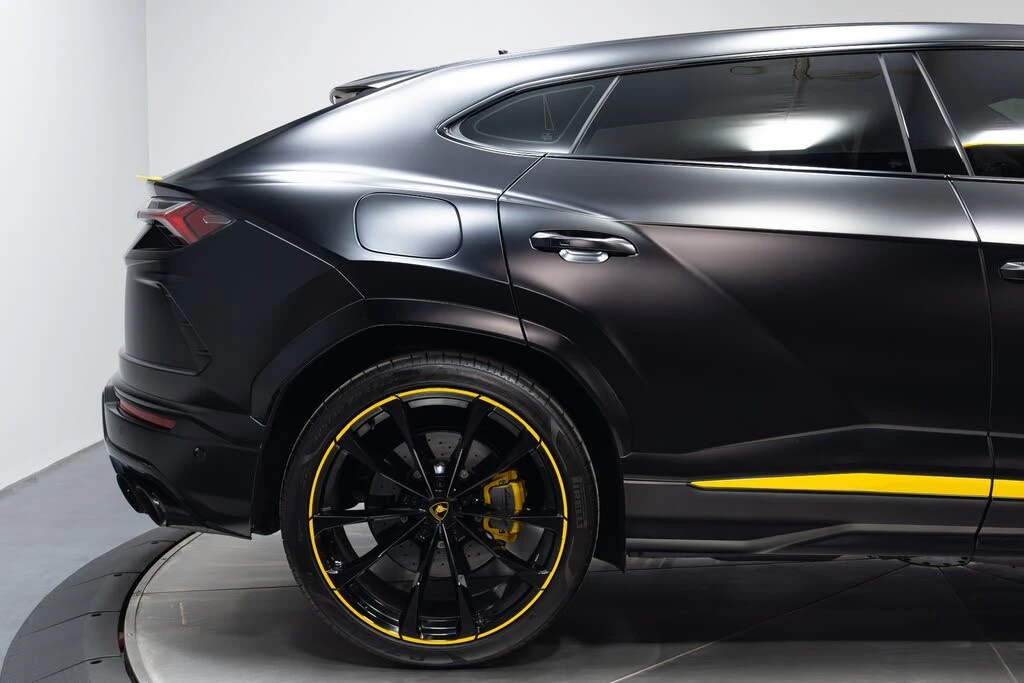 2022 Lamborghini Urus - Image 20 of 31