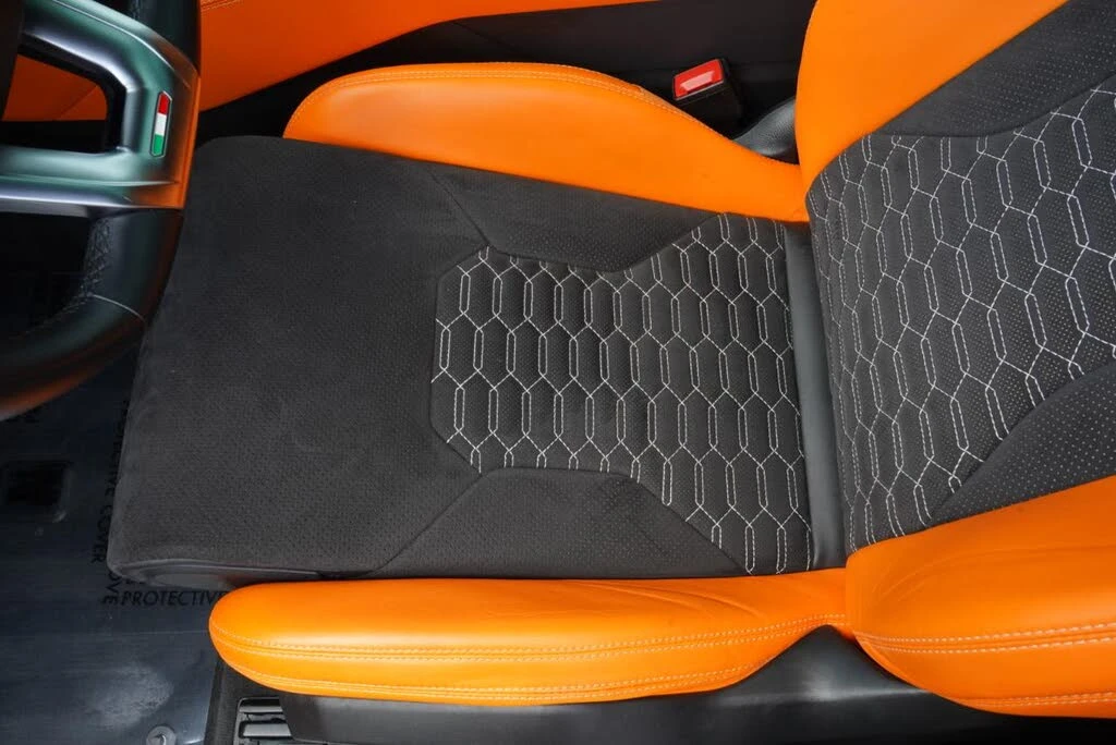 2022 Lamborghini Urus - Image 19 of 31