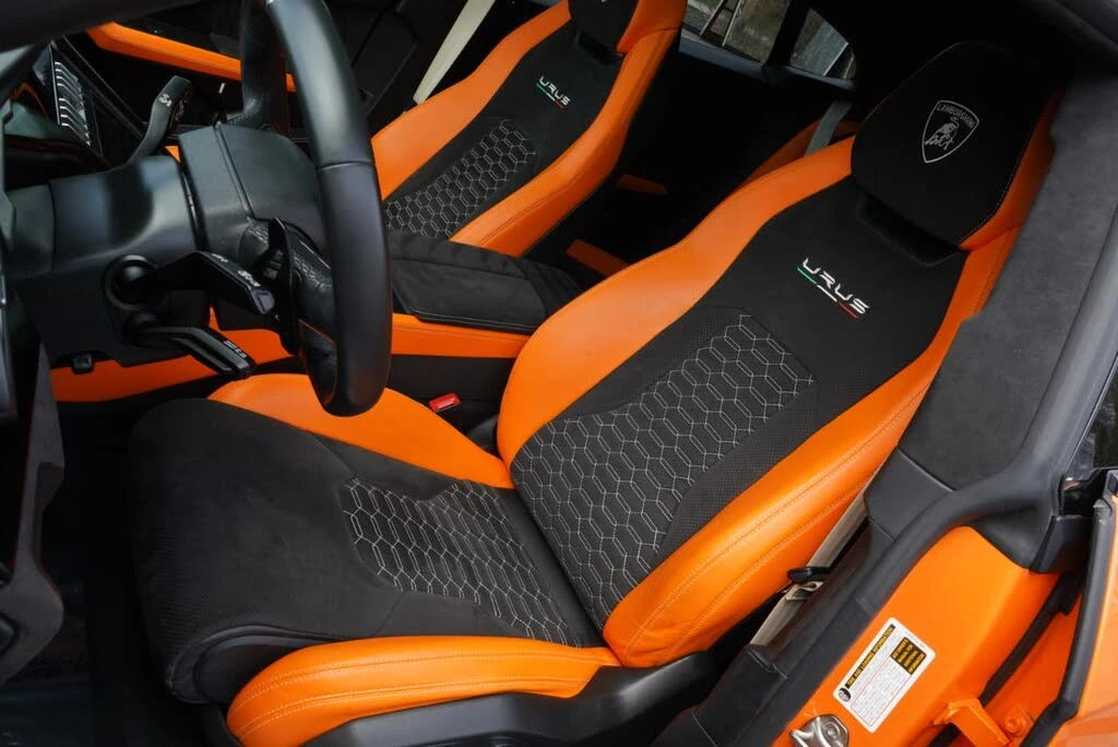 2022 Lamborghini Urus - Image 18 of 31