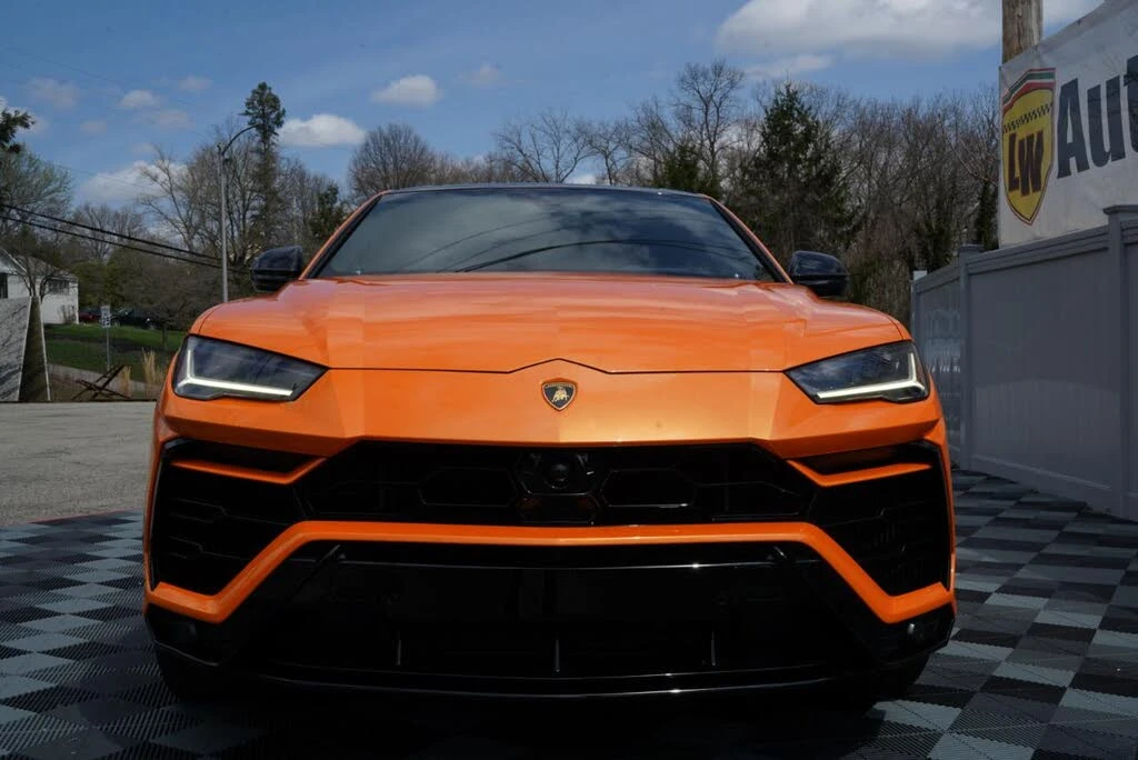 2022 Lamborghini Urus - Image 15 of 31
