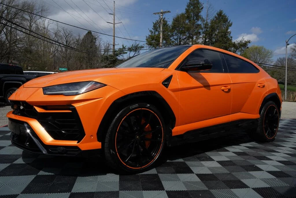 2022 Lamborghini Urus - Image 13 of 31