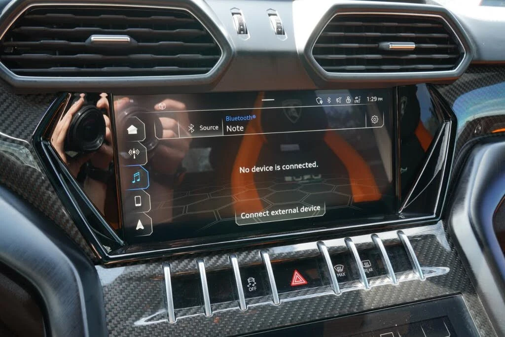 2022 Lamborghini Urus - Image 30 of 31