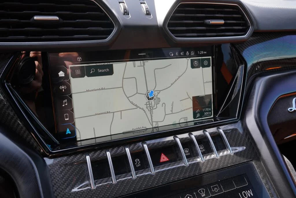 2022 Lamborghini Urus - Image 31 of 31