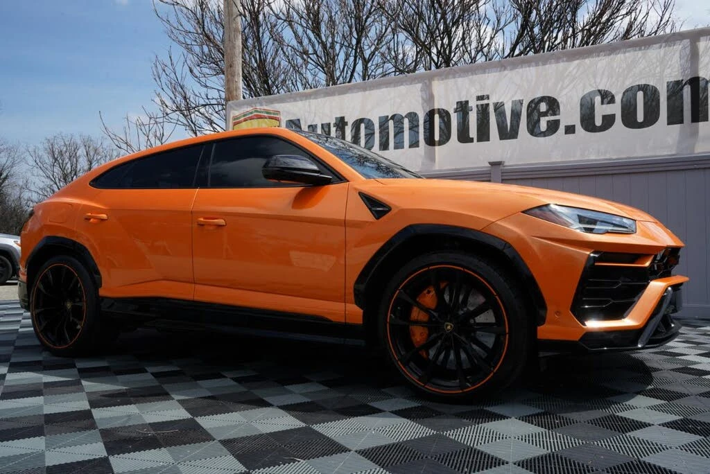 2022 Lamborghini Urus - Image 3 of 31