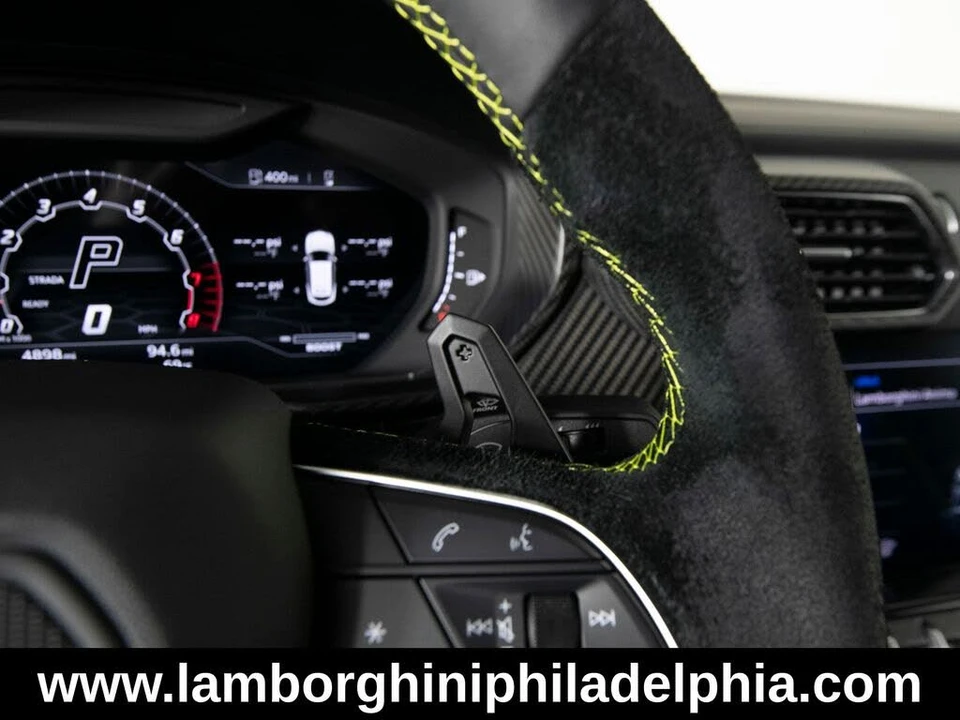 2022 Lamborghini Urus - Image 19 of 31