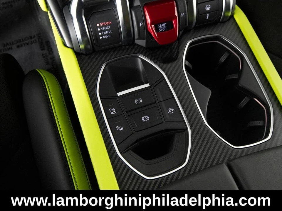 2022 Lamborghini Urus - Image 28 of 31