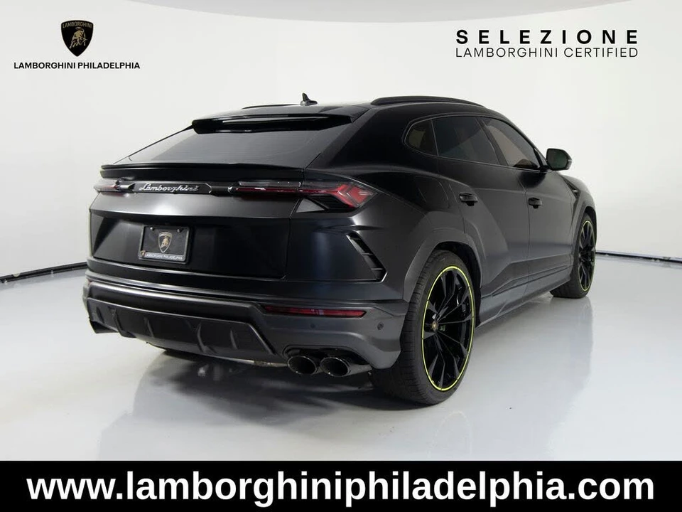 2022 Lamborghini Urus - Image 5 of 31