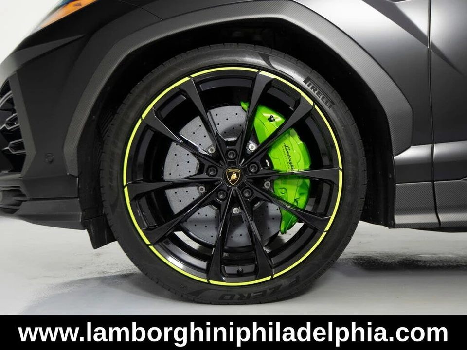 2022 Lamborghini Urus - Image 9 of 31