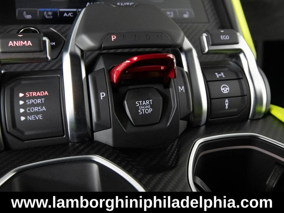 2022 Lamborghini Urus - Image 27 of 31
