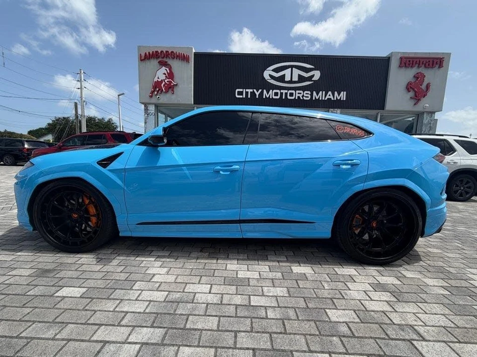 2022 Lamborghini Urus - Image 6 of 31