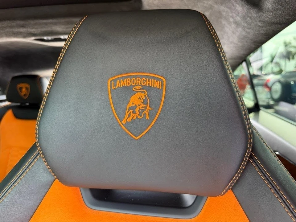 2022 Lamborghini Urus - Image 15 of 31