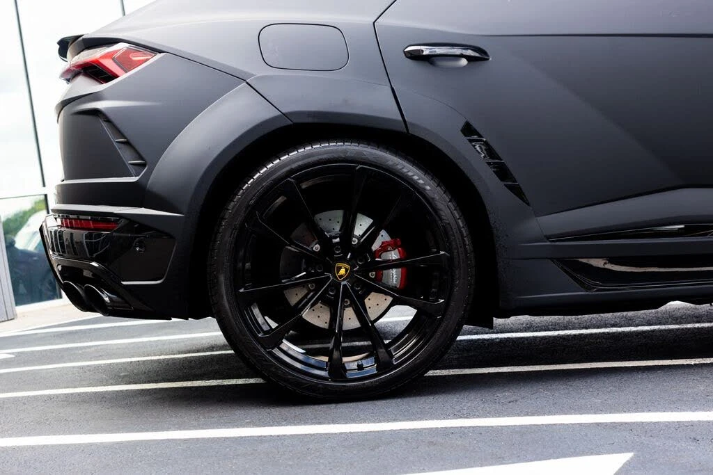 2022 Lamborghini Urus - Image 15 of 31
