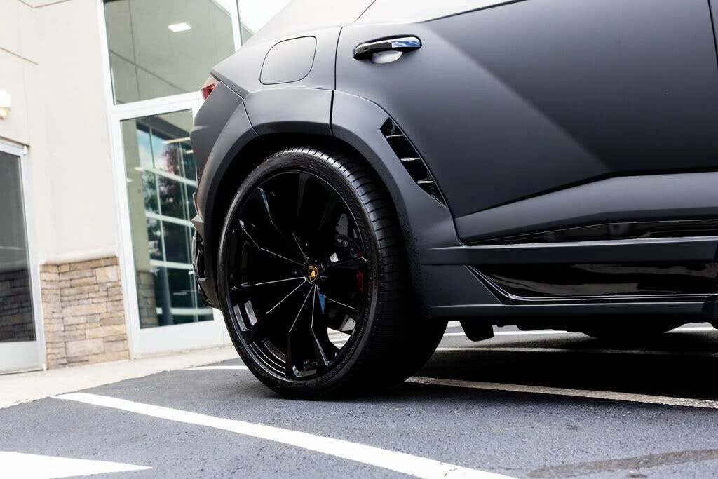 2022 Lamborghini Urus - Image 14 of 31