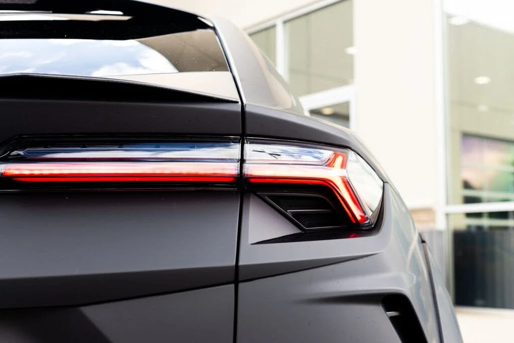 2022 Lamborghini Urus - Image 18 of 31