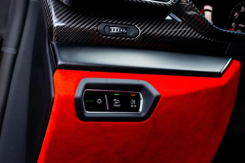 2022 Lamborghini Urus - Image 28 of 31